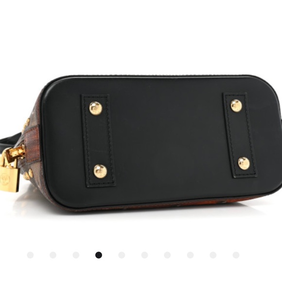 Louis Vuitton transformed monogram time trunk alma bib limited edition rare htf - Picture 4 of 15